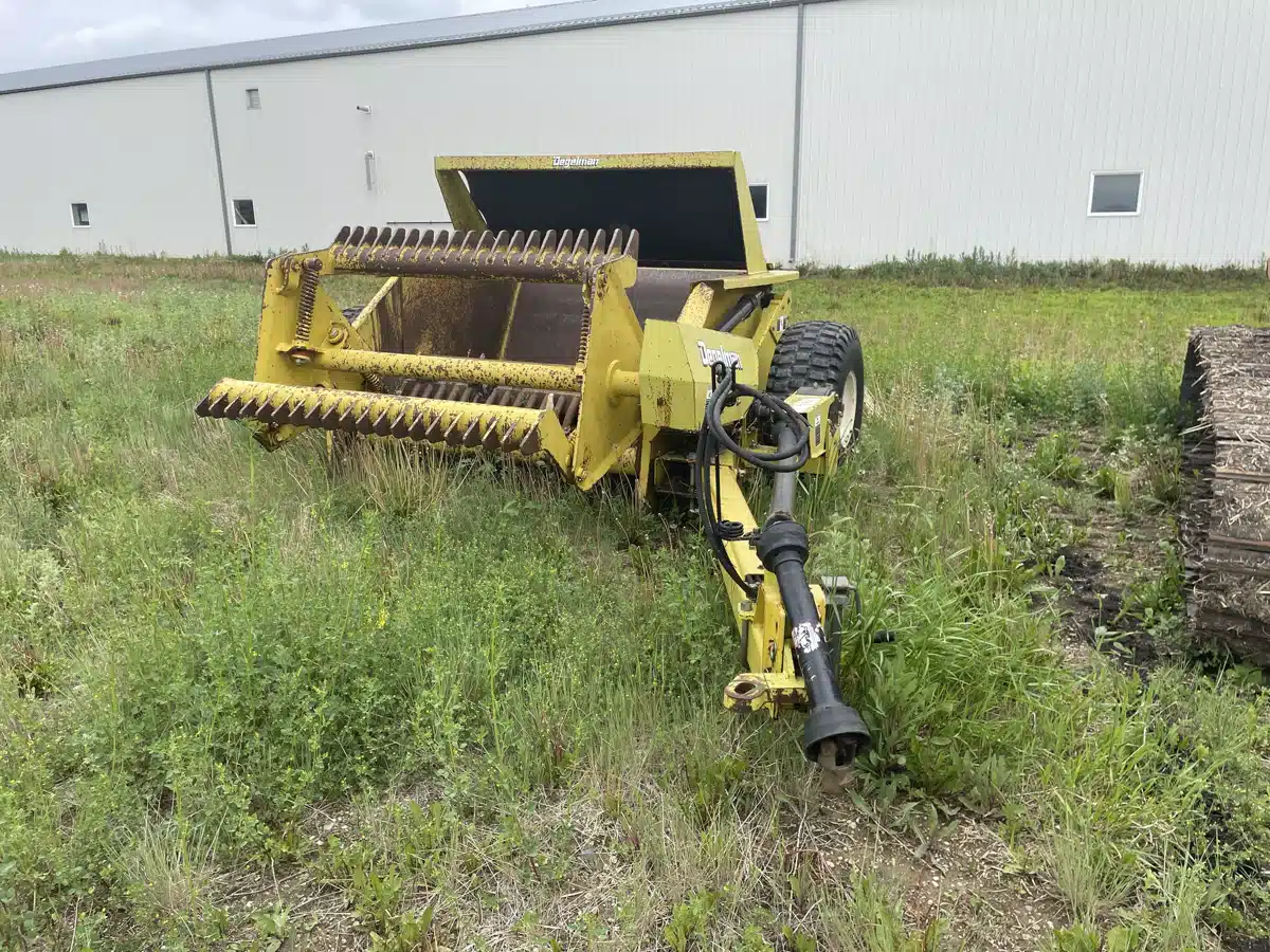 Gallery image 1 for Used 2002 Degelman 7200 Rock Picker