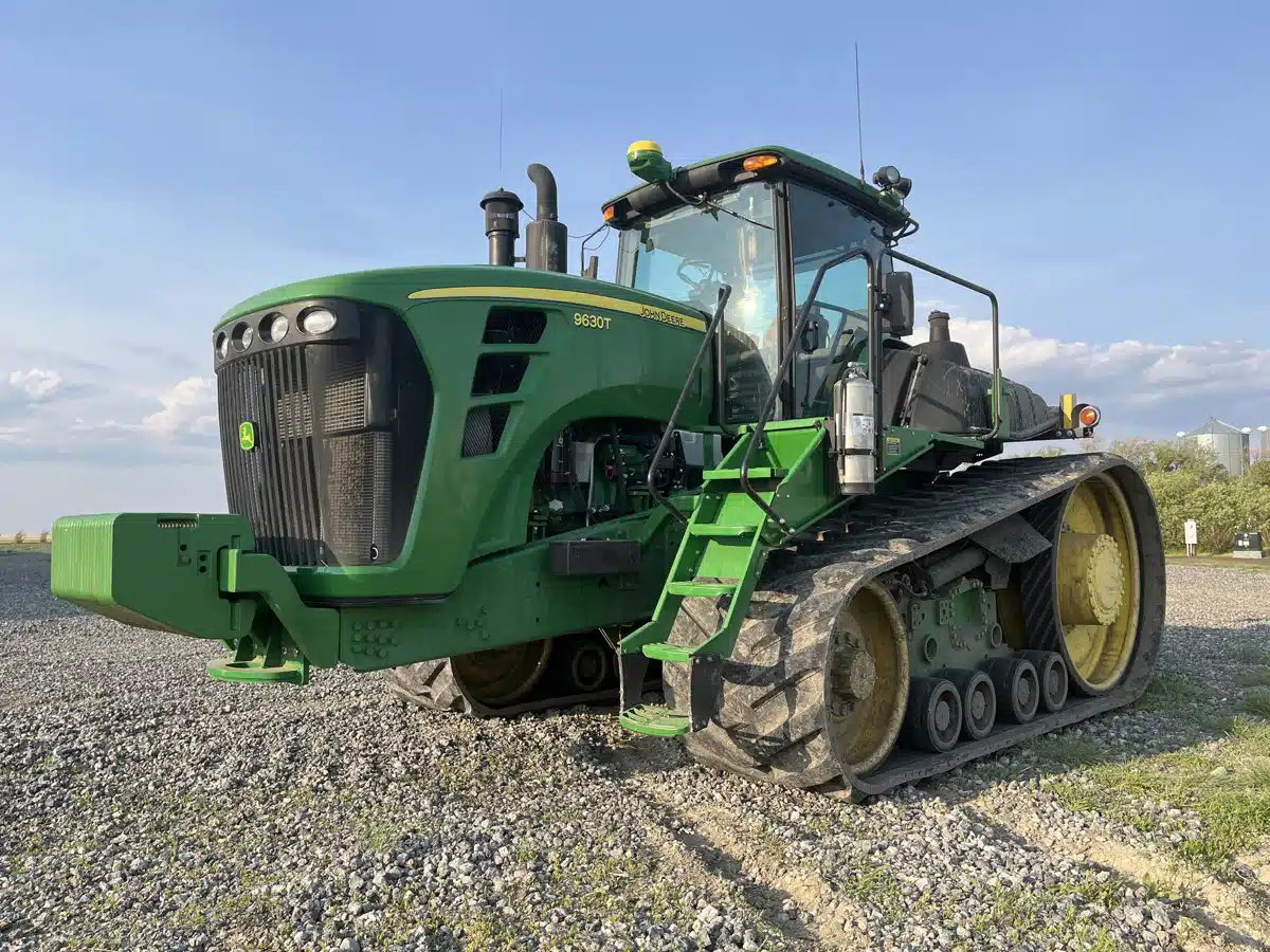 Gallery image 1 for Used 2010 John Deere 9630T Tractor