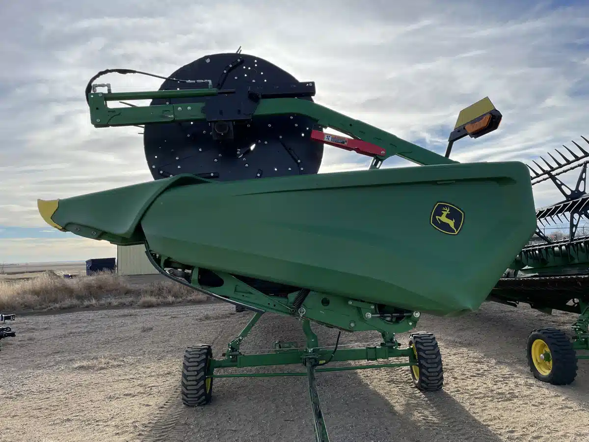 Gallery image 2 for Used 2022 John Deere HD45F Header - Flex Draper