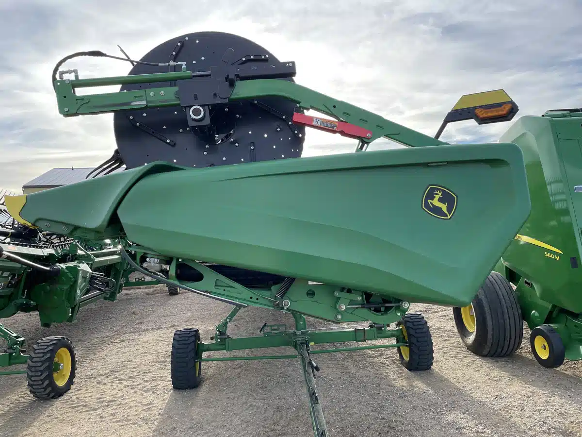 Gallery image 2 for Used 2022 John Deere HD45F Header - Flex Draper