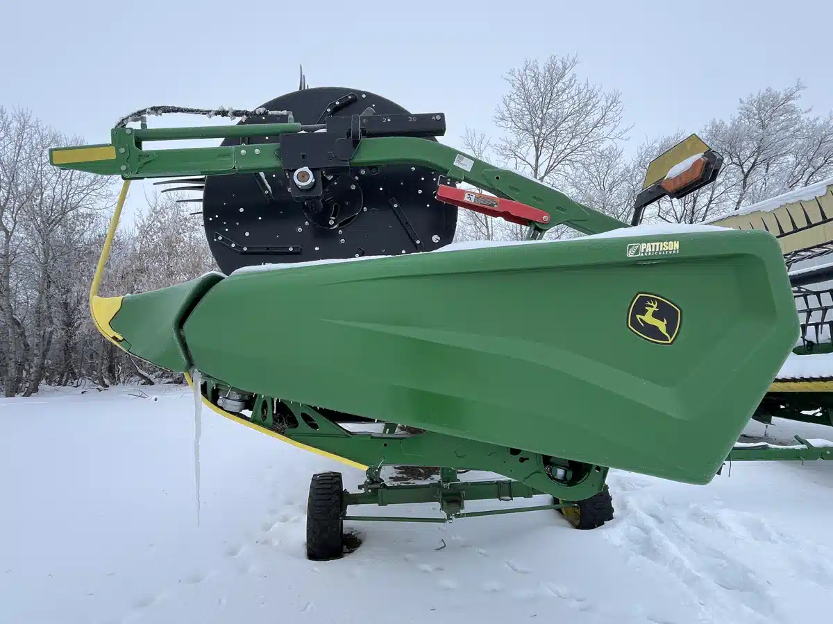 Gallery image 2 for Used 2024 John Deere HD40R Header Combine