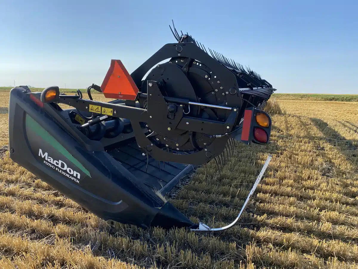 Gallery image 2 for Used 2017 MacDon FD75 Header - Flex Draper