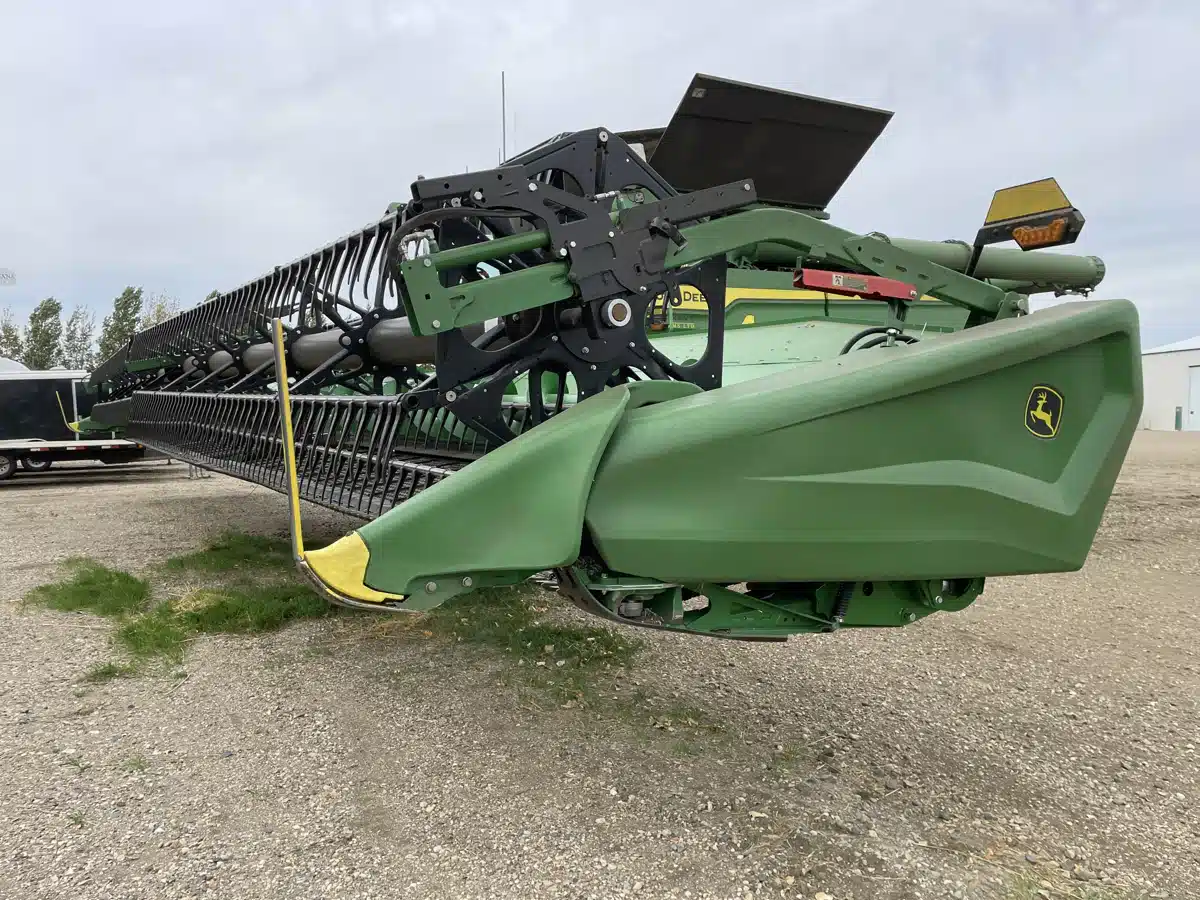 Gallery image 2 for Used 2024 John Deere HD50F Header - Flex