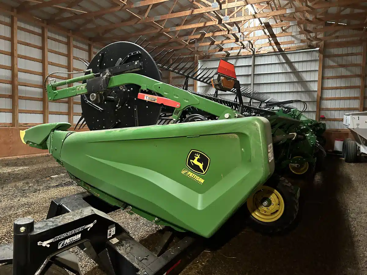 Gallery image 1 for 2024 John Deere HD50F Header - Flex