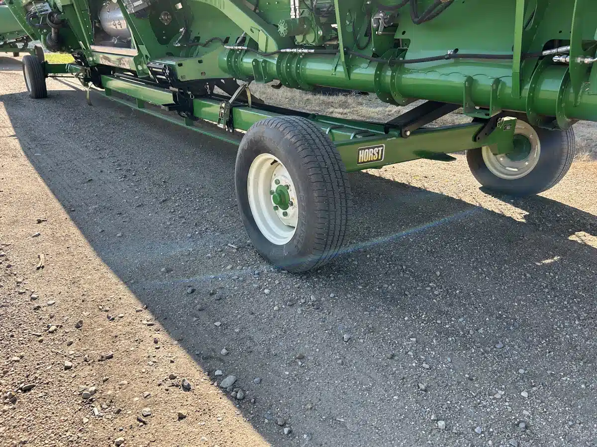 Gallery image 2 for Used 2016 Horst Welding CHC 25 Header Cart