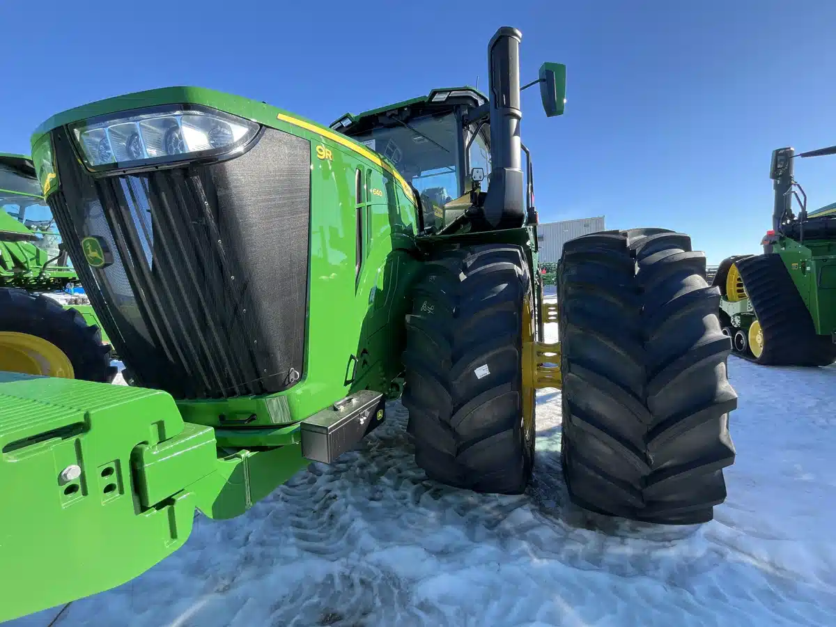 Gallery image 2 for 2025 John Deere 9R 640 Tractor
