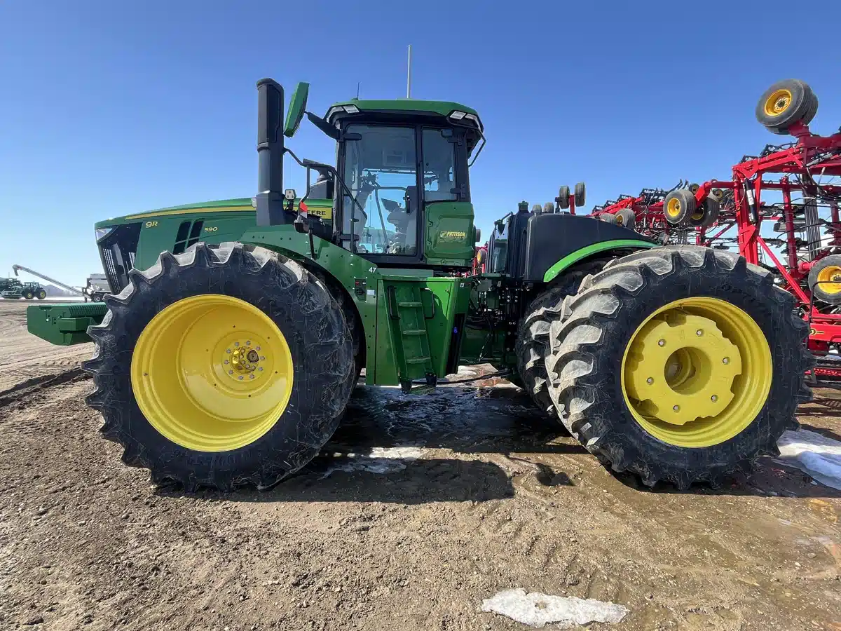 Gallery image 2 for Used 2025 John Deere 9R 590 Tractor