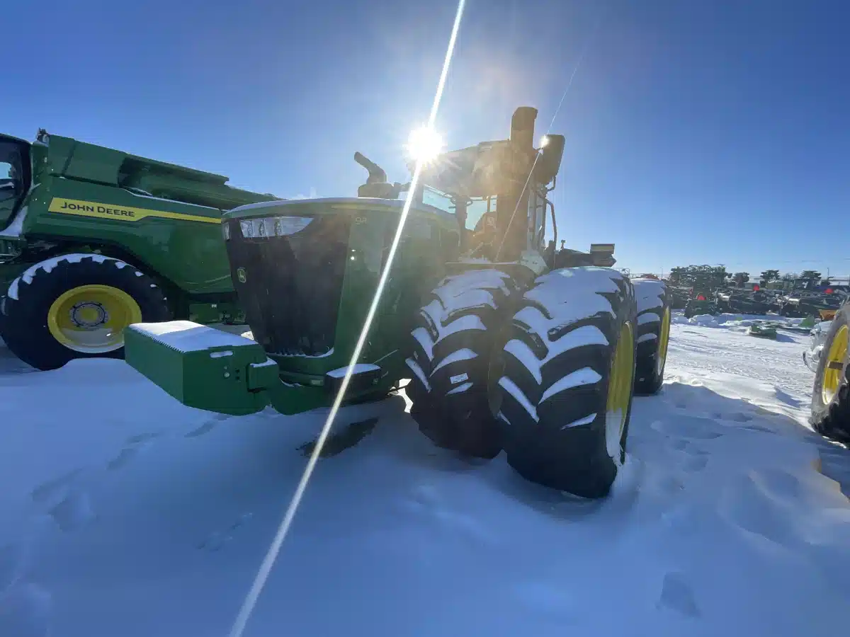 Gallery image 1 for 2025 John Deere 9R 640 Tractor