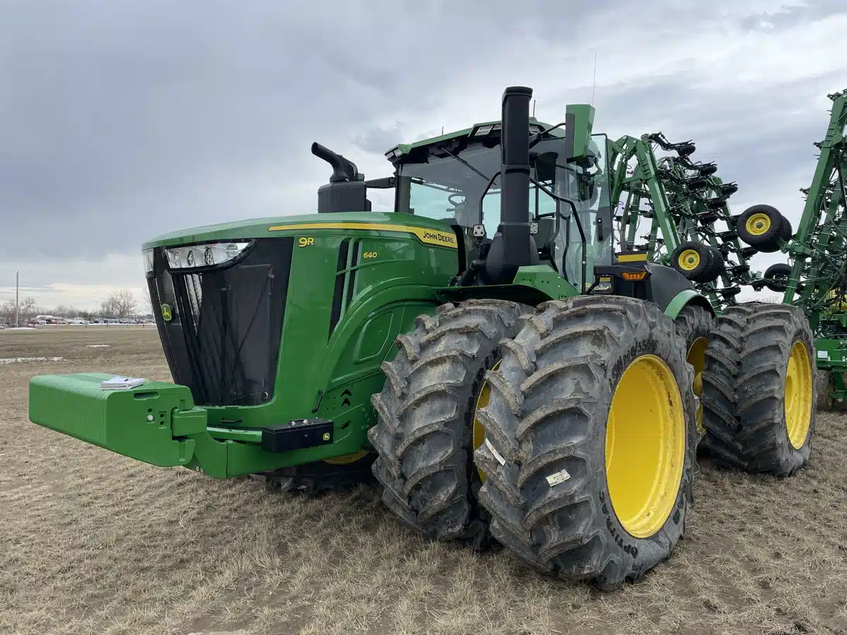 Gallery image 1 for Used 2025 John Deere 9R 640 Tractor