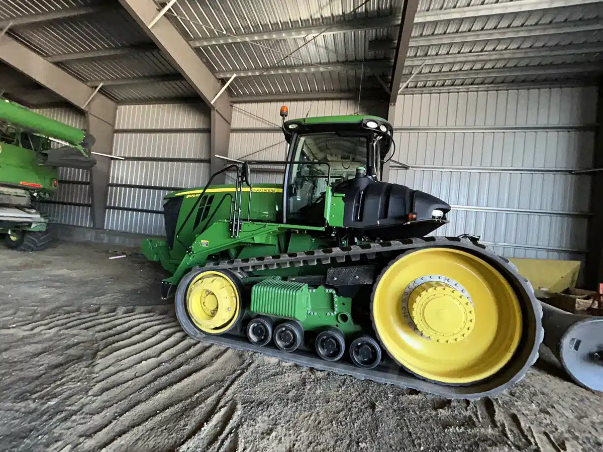 Gallery image 2 for Used 2016 John Deere 9570RT Tractor