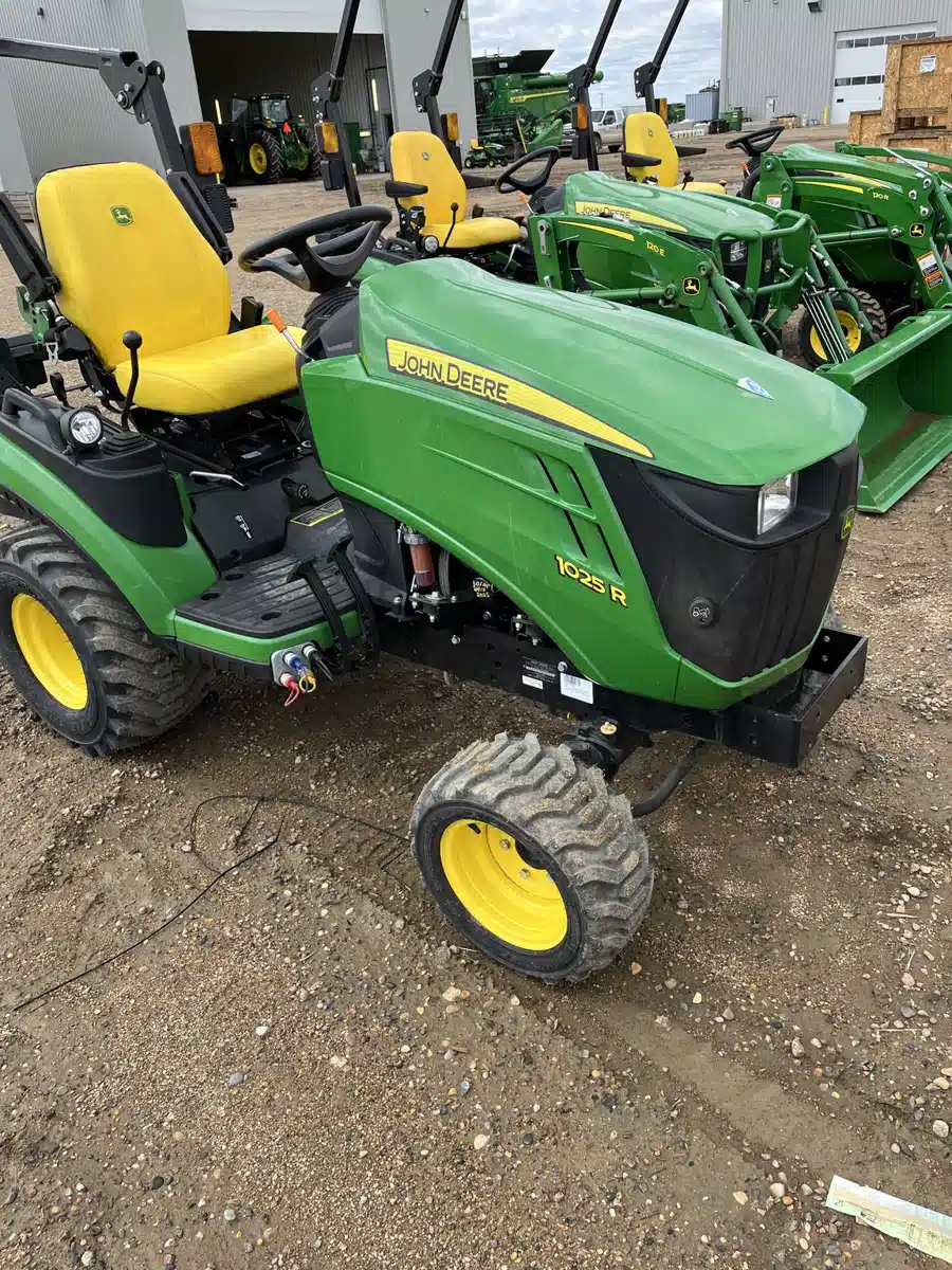 Gallery image 1 for Used 2020 John Deere 1025R Tractor