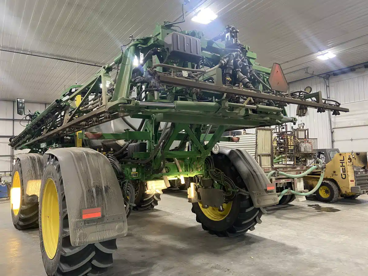 Gallery image 2 for Used 2023 John Deere 612R Sprayer - Self Propelled
