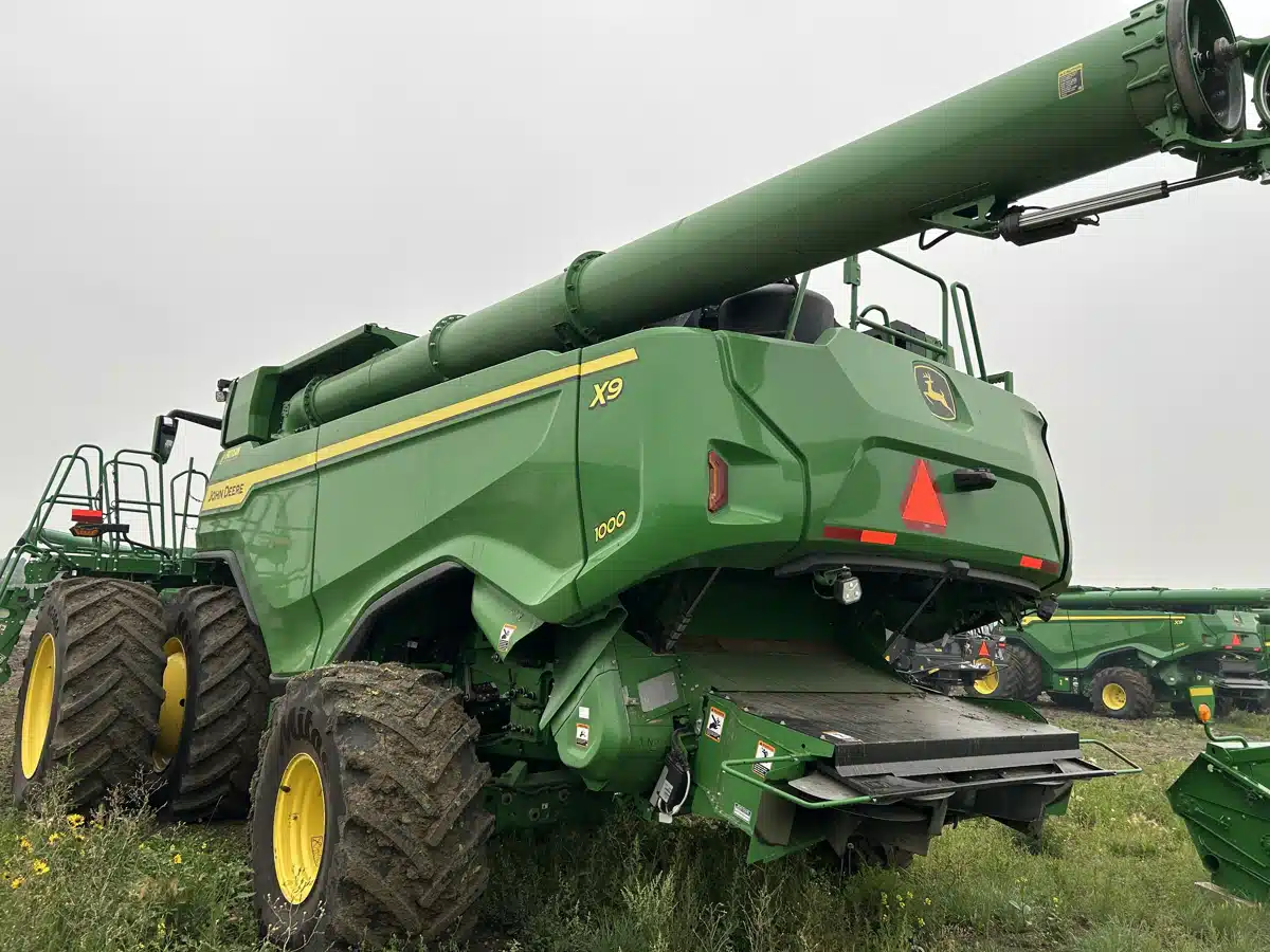 Gallery image 2 for Used 2024 John Deere X9 1000 Combine