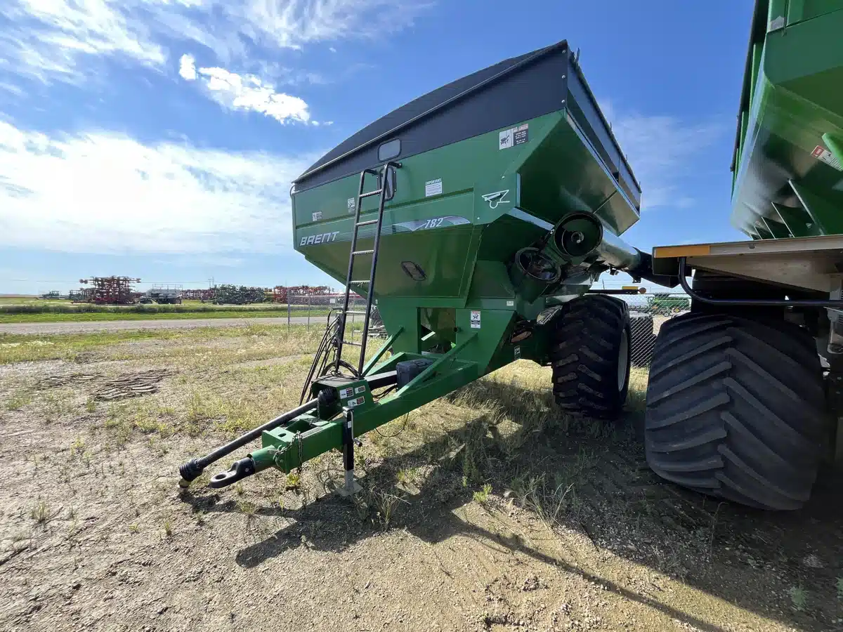Gallery image 1 for Used 2012 Brent 782 Grain Cart
