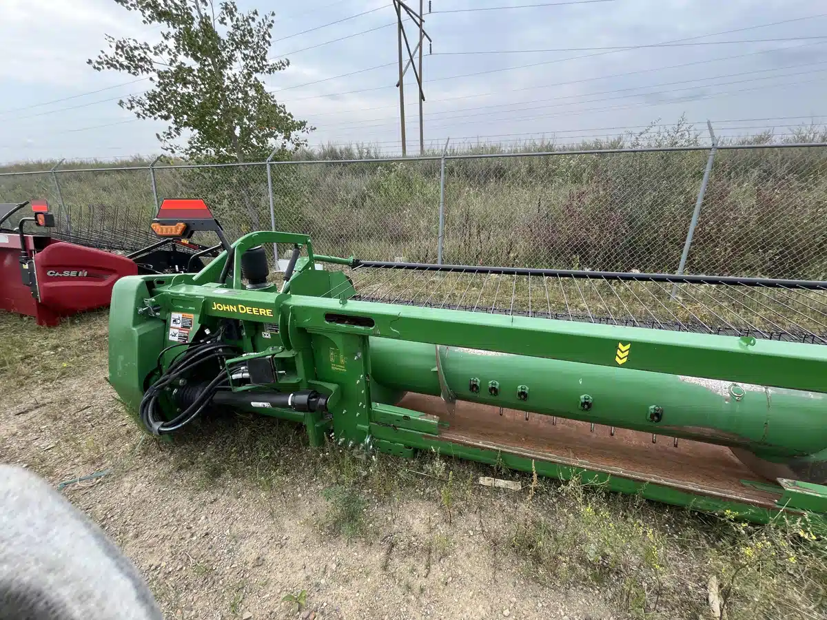 Gallery image 2 for Used 2022 John Deere BP15 Header - Pickup