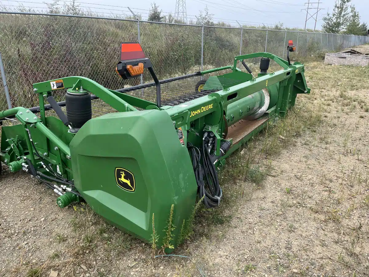 Gallery image 1 for Used 2022 John Deere BP15 Header - Pickup