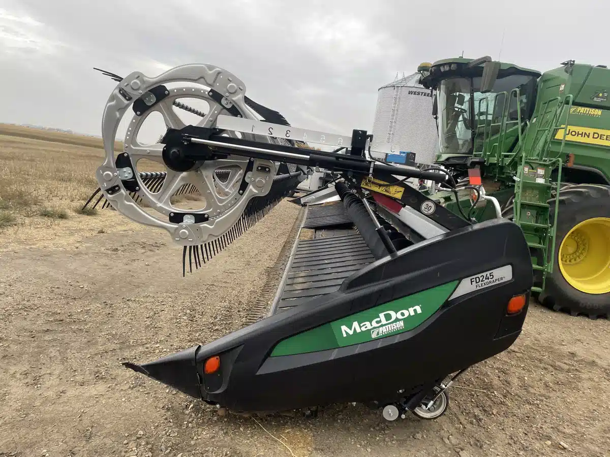 Gallery image 2 for Used 2022 MacDon FD245 Header - Flex Draper
