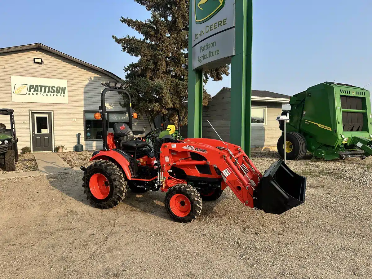 Gallery image 1 for Used 2024 Kioti CX2510H Tractor