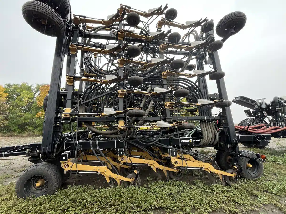 Gallery image 2 for Used 2019 SeedMaster 7012 Air Drill