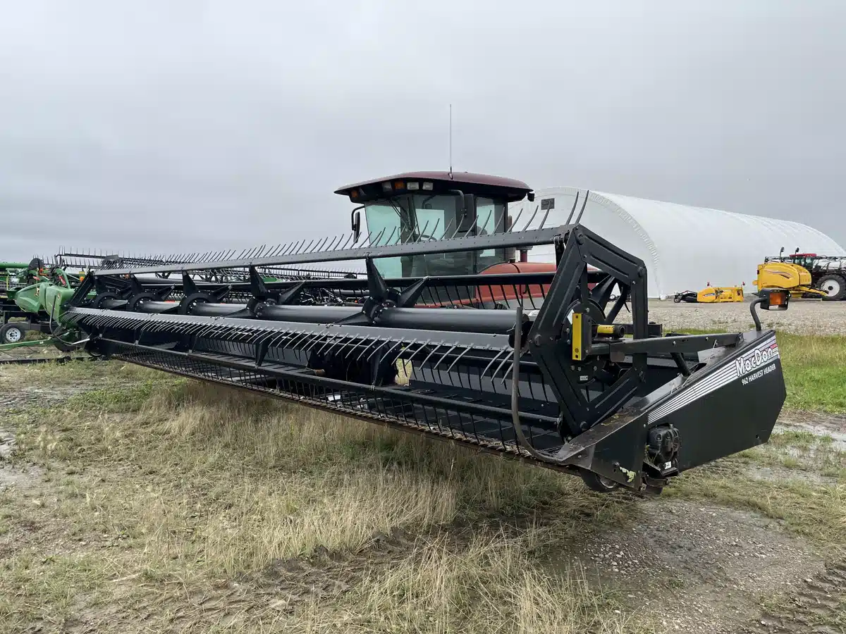 Gallery image 1 for Used 2005 MacDon 9352i Windrower