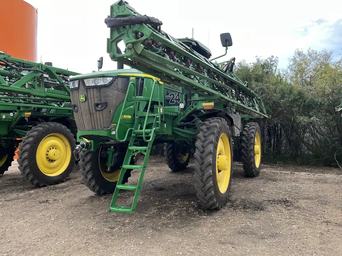 Gallery image 1 for Used 2024 John Deere 616R Sprayer - Self Propelled