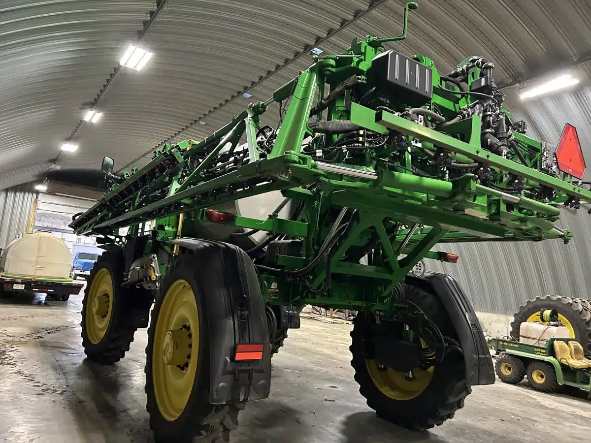 Gallery image 2 for 2024 John Deere 616R Sprayer - Self Propelled