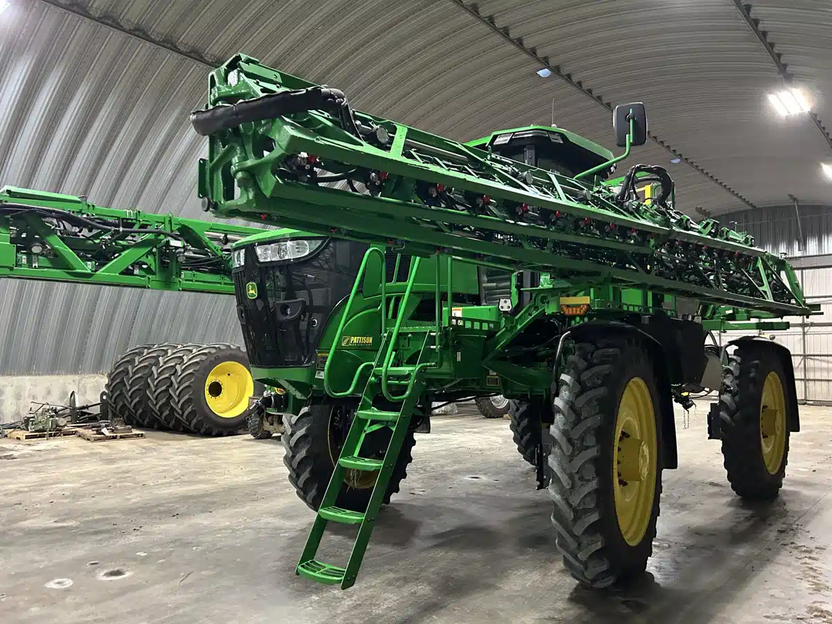 Gallery image 1 for Used 2024 John Deere 616R Sprayer - Self Propelled