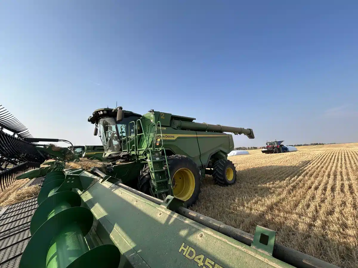 Gallery image 1 for Used 2024 John Deere X9 1000 Combine