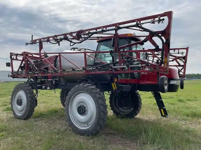 Gallery image 1 for Used 2013 Case IH PATRIOT 3330 Sprayer - Self Propelled