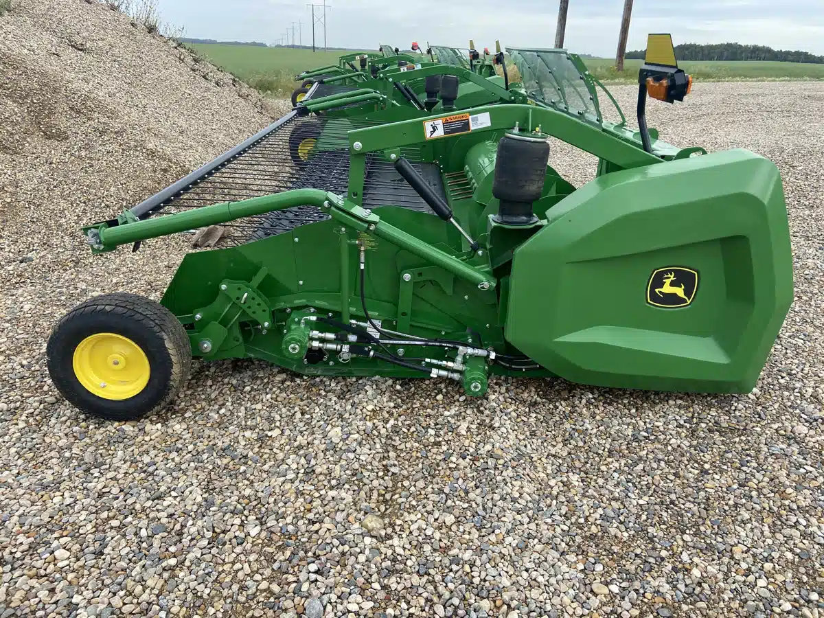 Gallery image 2 for Used 2025 John Deere BP 15 Header - Pickup