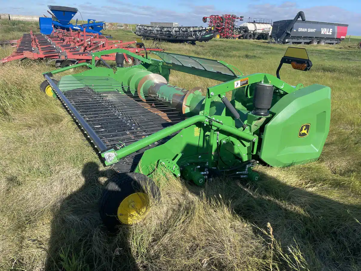 Gallery image 1 for Used 2022 John Deere BP15 Header - Pickup