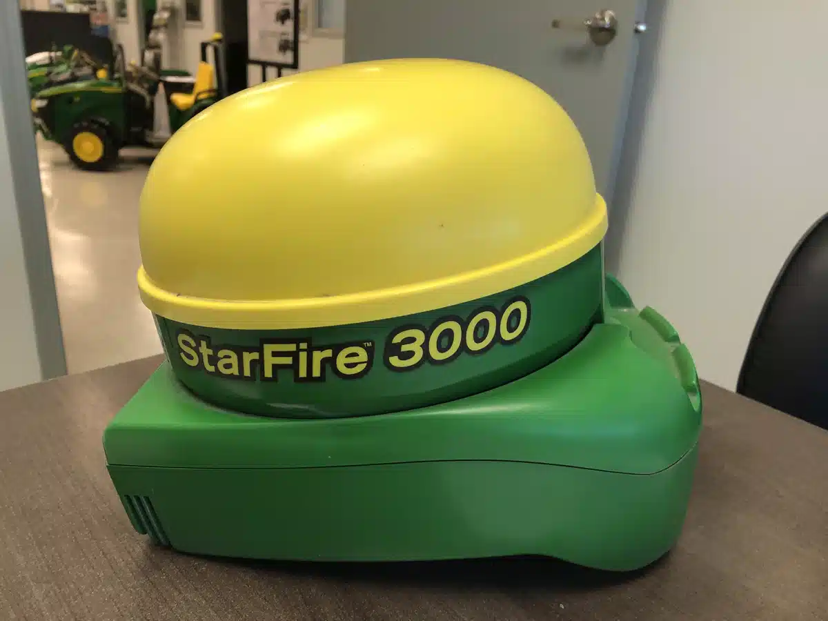 Gallery image 1 for Used 2014 John Deere STARFIRE 3000 Guidance System