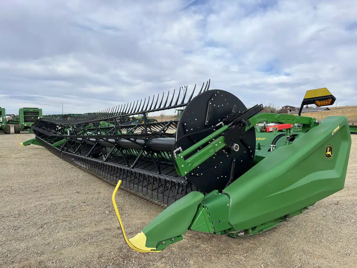 Gallery image 1 for Used 2024 John Deere HD50F Header - Flex