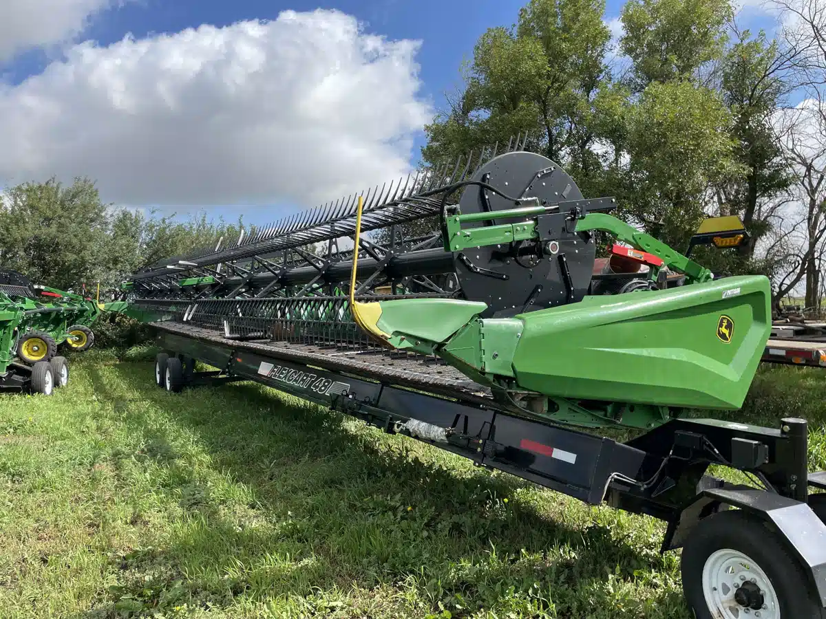 Gallery image 2 for Used 2024 John Deere HD50F Header - Flex