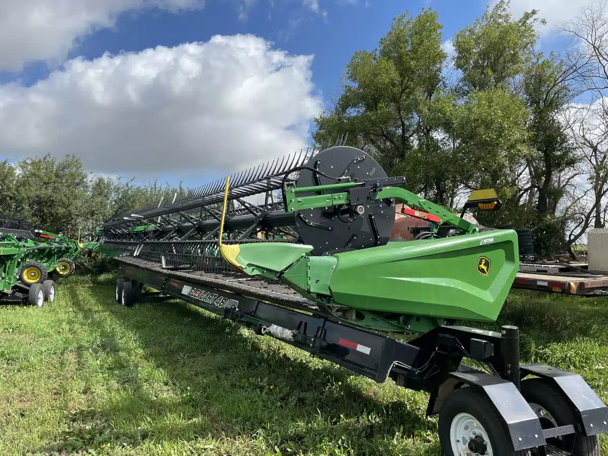 Gallery image 1 for Used 2024 John Deere HD50F Header - Flex