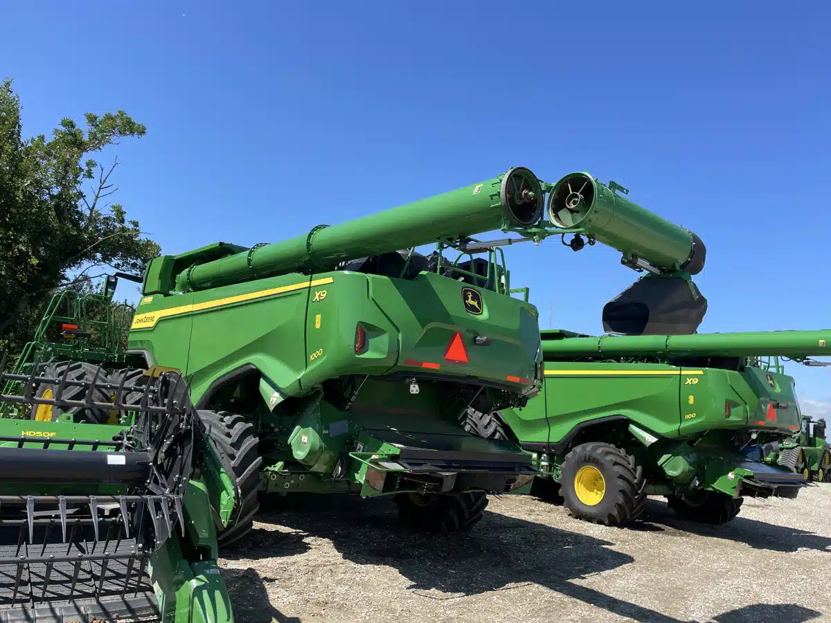 Gallery image 2 for Used 2024 John Deere X9 1000 Combine