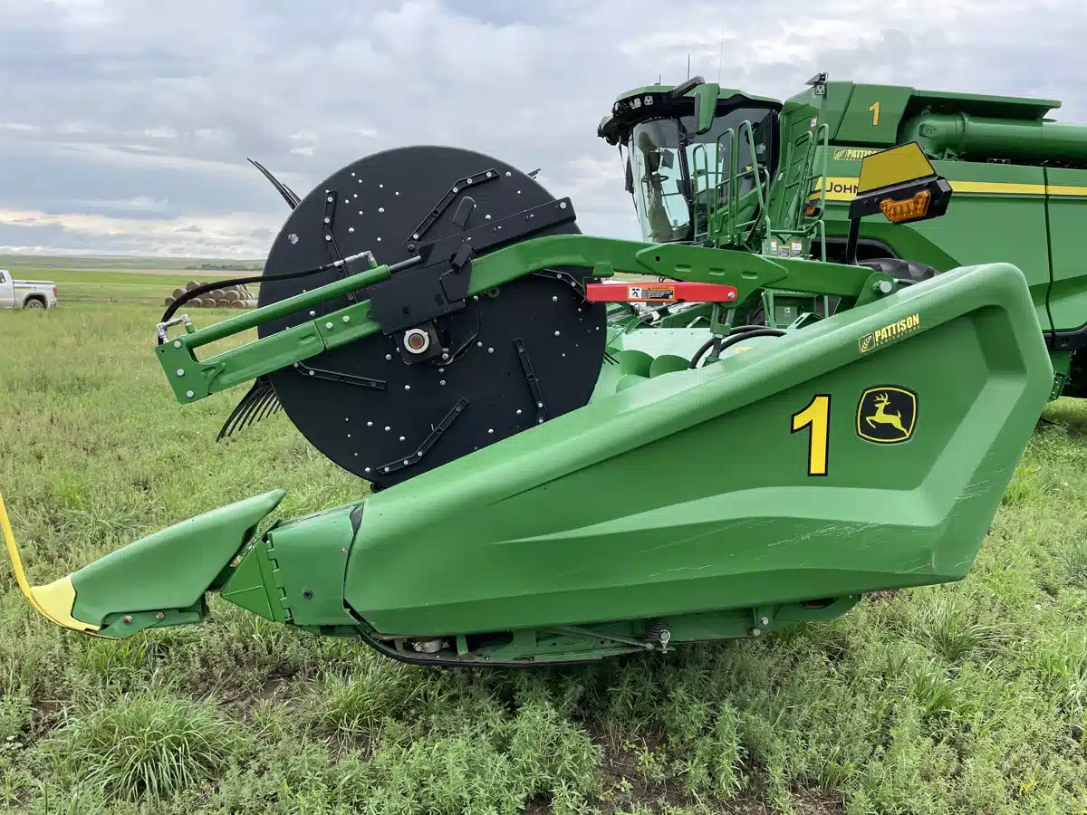 Gallery image 2 for Used 2024 John Deere HD50F Header - Flex