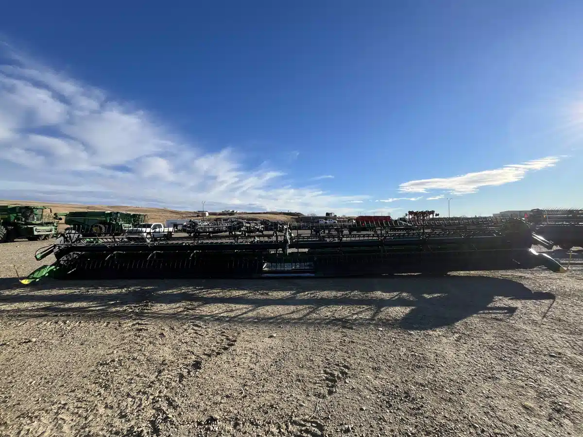 Gallery image 2 for Used 2023 John Deere HD50F Header - Flex
