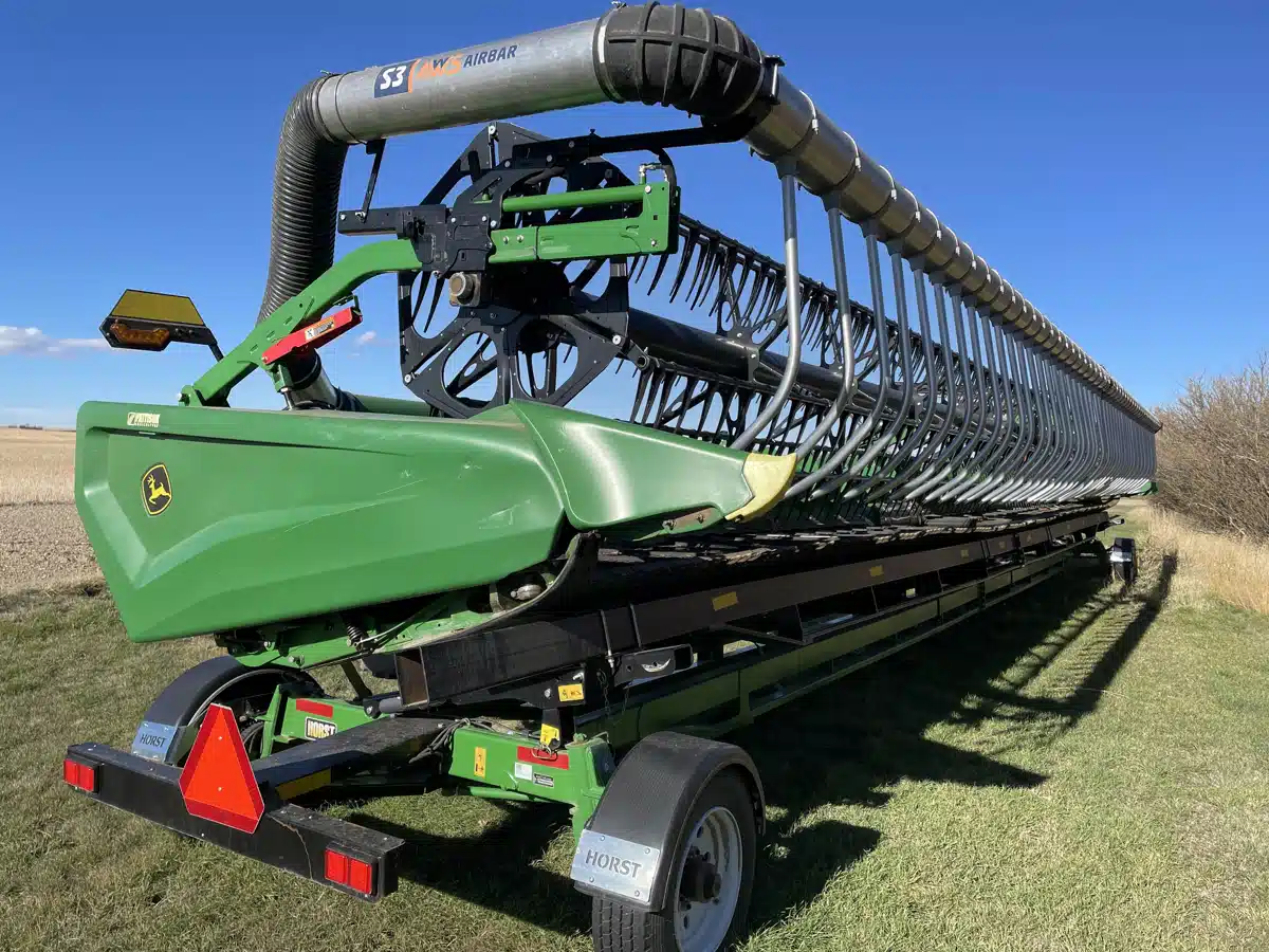 Gallery image 1 for Used 2023 John Deere HD50F Header - Flex