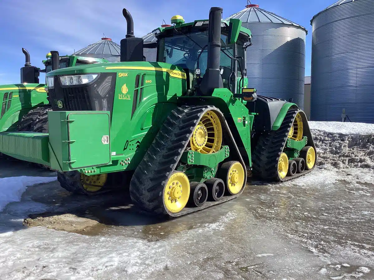 Gallery image 1 for Used 2022 John Deere 9RX 640 Tractor