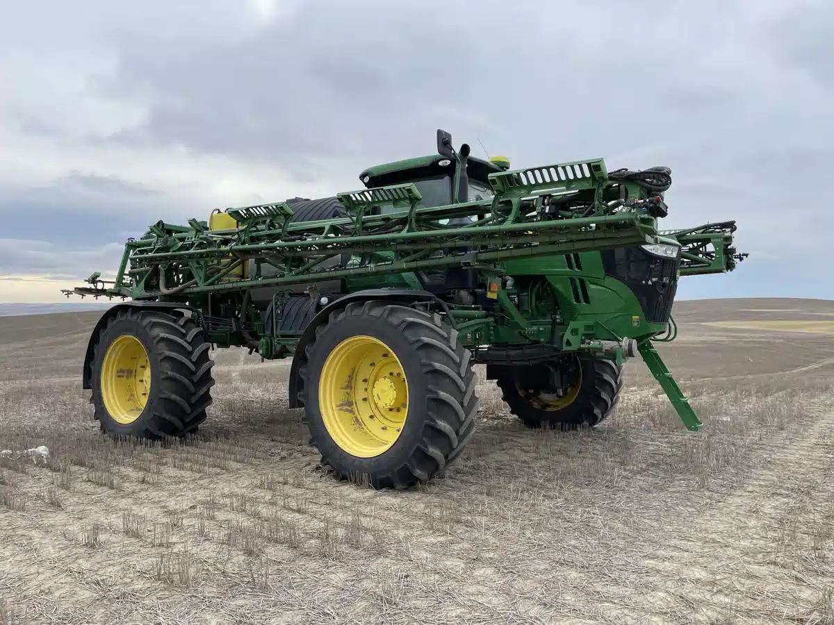 Gallery image 2 for 2015 John Deere R4045 Sprayer - Self Propelled