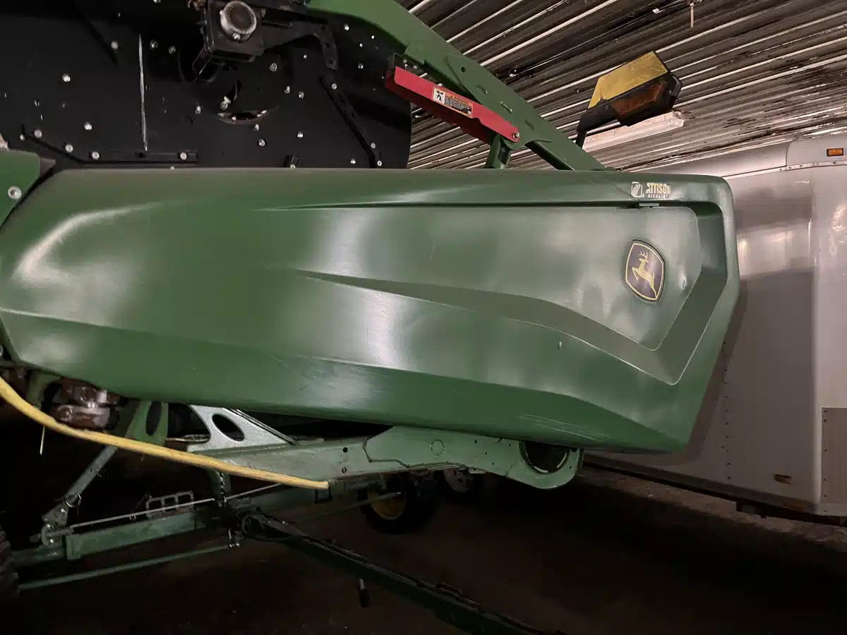 Gallery image 2 for Used 2022 John Deere HD45R Header - Draper
