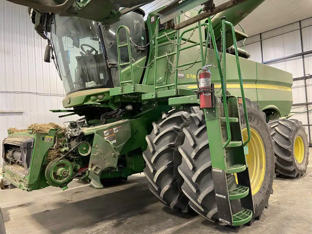Gallery image 1 for Used 2018 John Deere S780 Combine