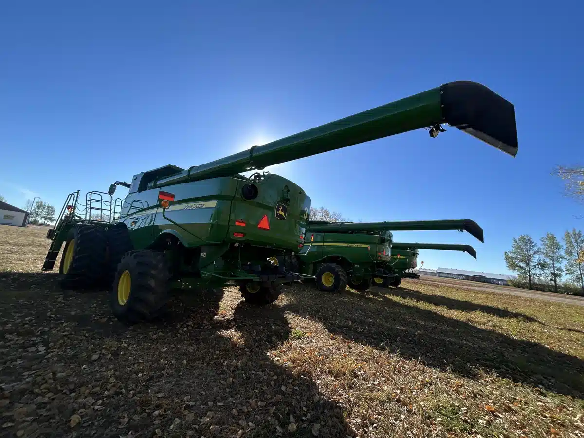 Gallery image 2 for Used 2022 John Deere S790 Combine