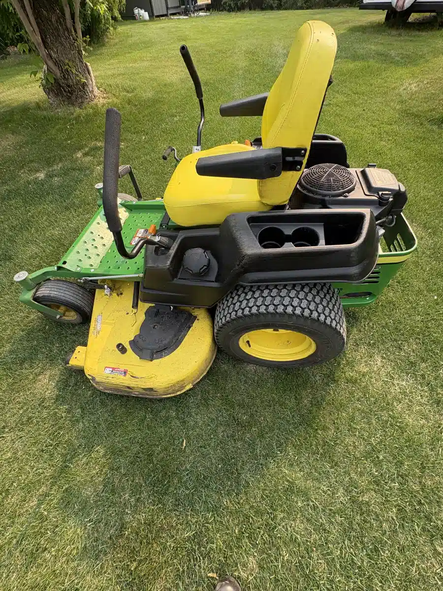 Gallery image 1 for Used 2016 John Deere Z540R Mower - Zero Turn