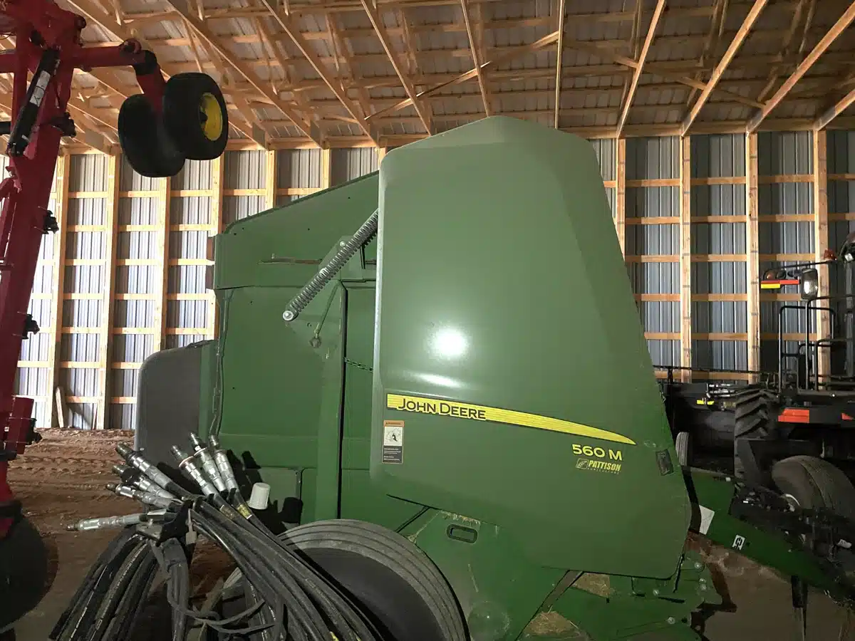Gallery image 2 for 2023 John Deere 560M Round Baler