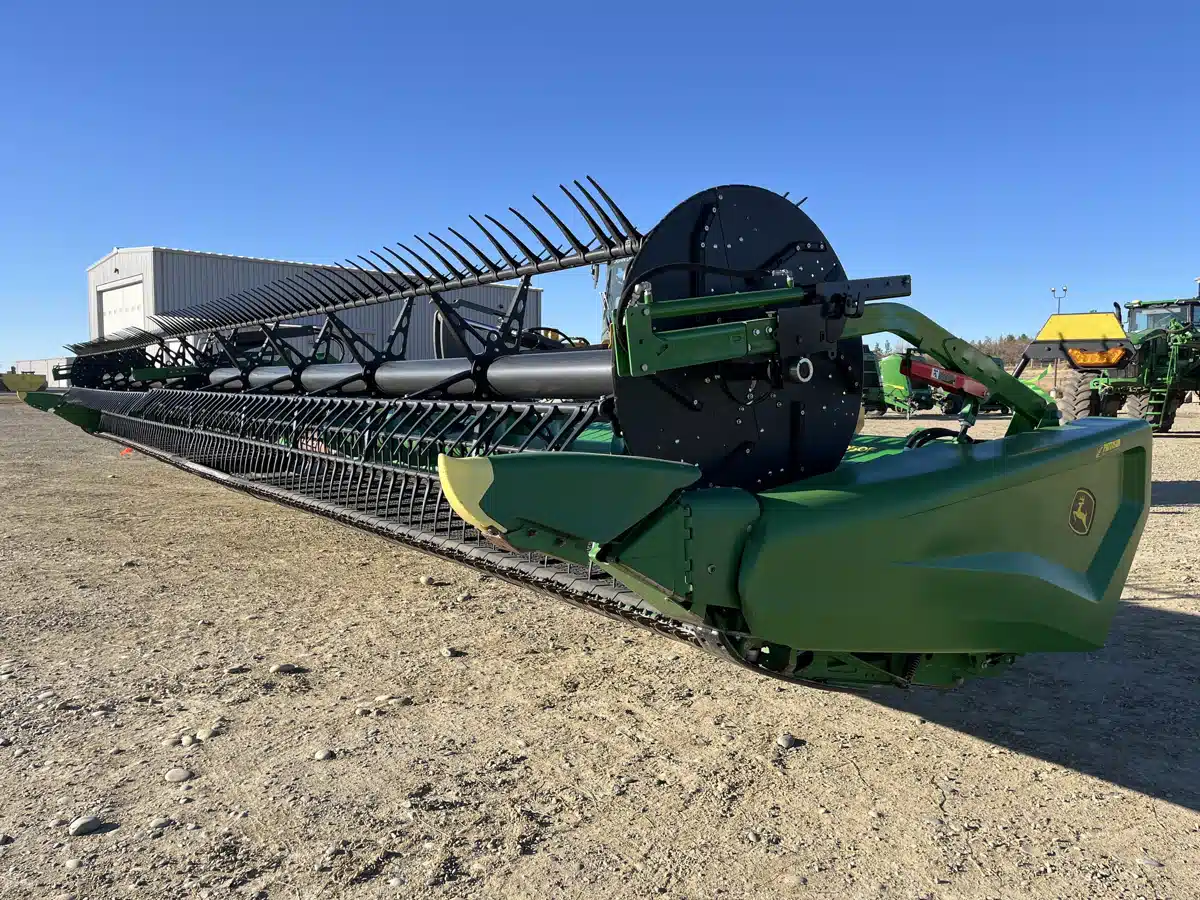 Gallery image 1 for 2023 John Deere HD50F Header - Flex