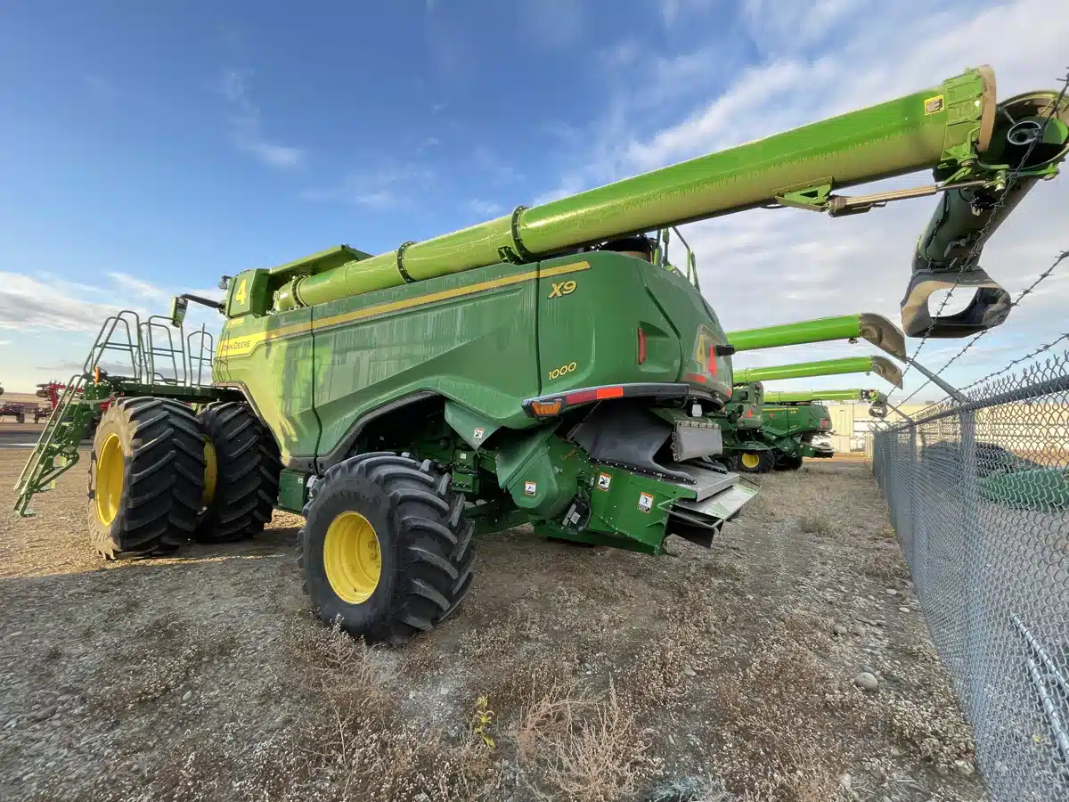 Gallery image 2 for Used 2023 John Deere X9 1000 Combine