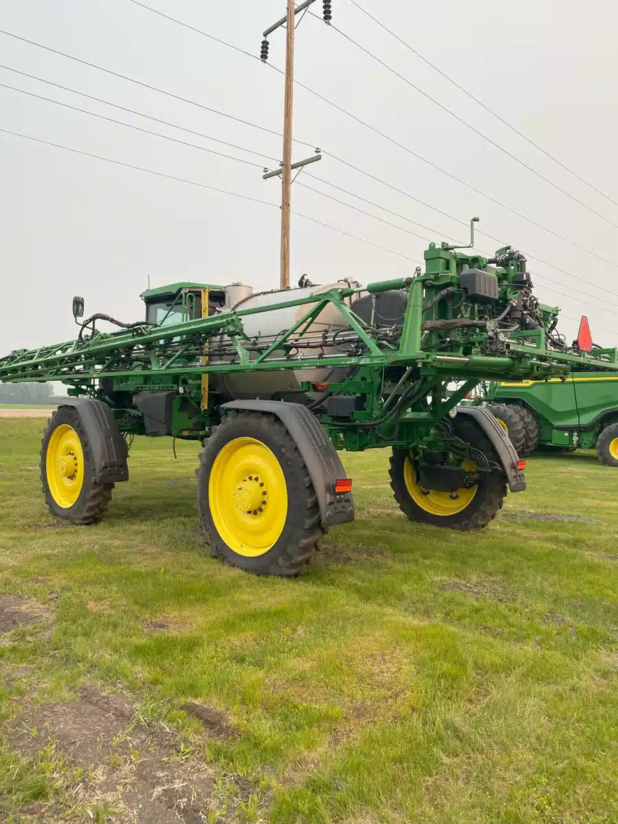 Gallery image 2 for 2024 John Deere 616R Sprayer - Self Propelled