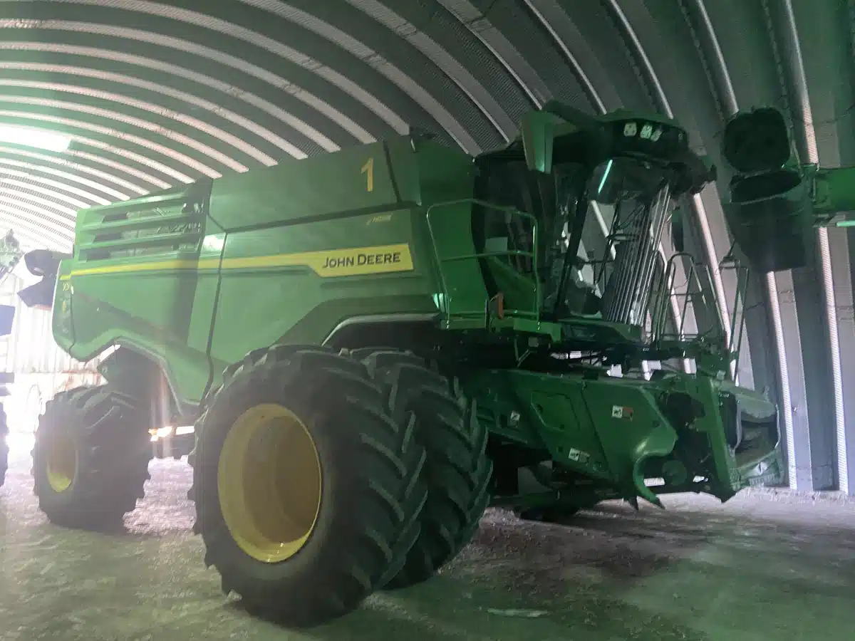 Gallery image 1 for Used 2023 John Deere X9 1100 Combine